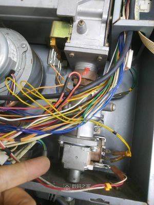 華帝燃?xì)鉄崴黠@示E2故障代碼原因及維修案例(圖文詳解)