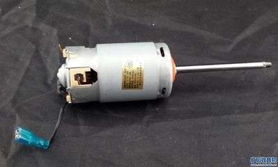 送一個(gè)全新原裝九陽豆?jié){機(jī)直流電機(jī)(送出封貼!送出封貼) - 〓友情贈(zèng)物專區(qū)〓 - 礦石收音機(jī)論壇