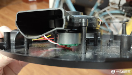 簡(jiǎn)單拆修“掃地機(jī)器人”